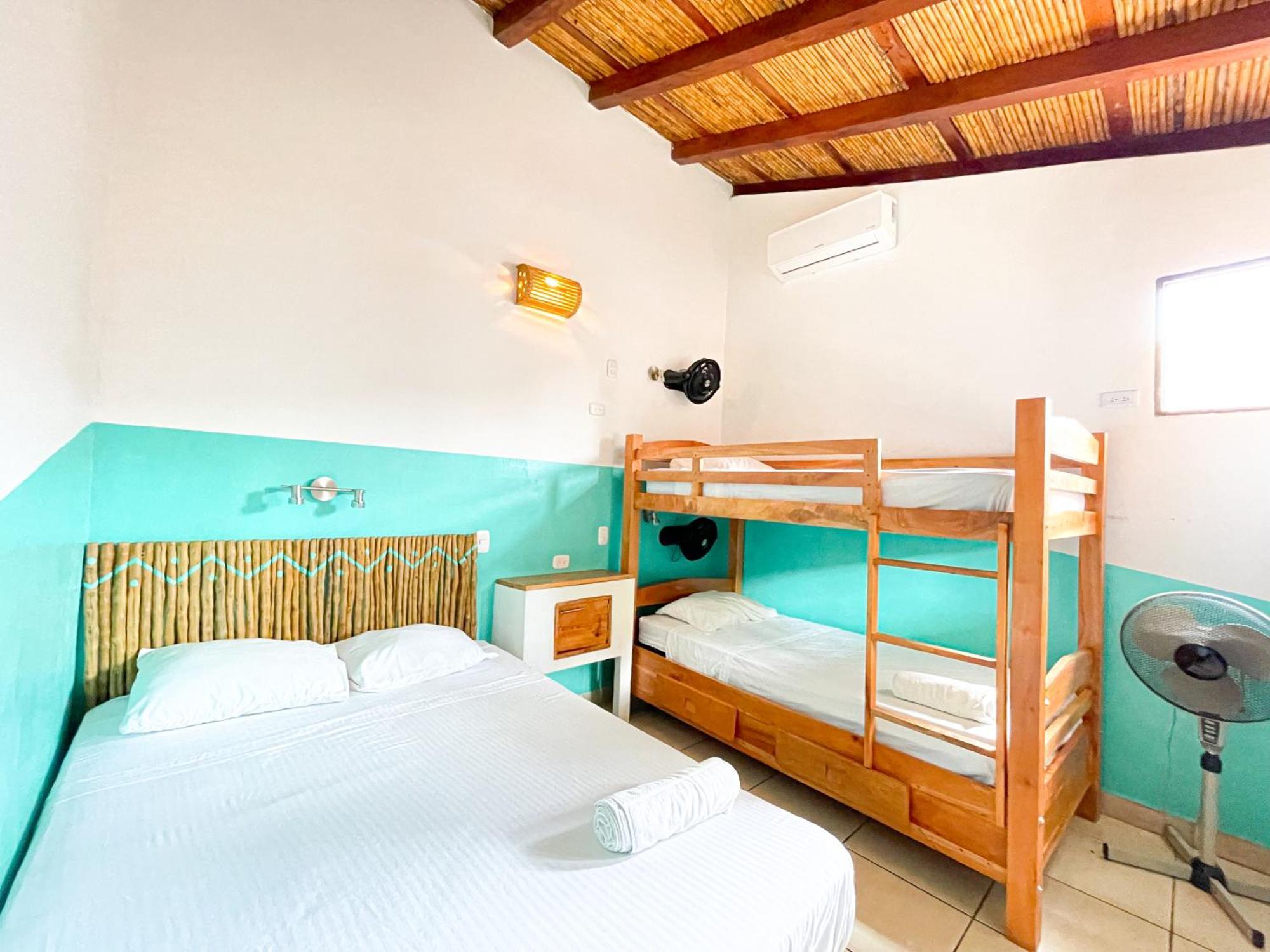 Oasis Hostel Granada Esterno foto