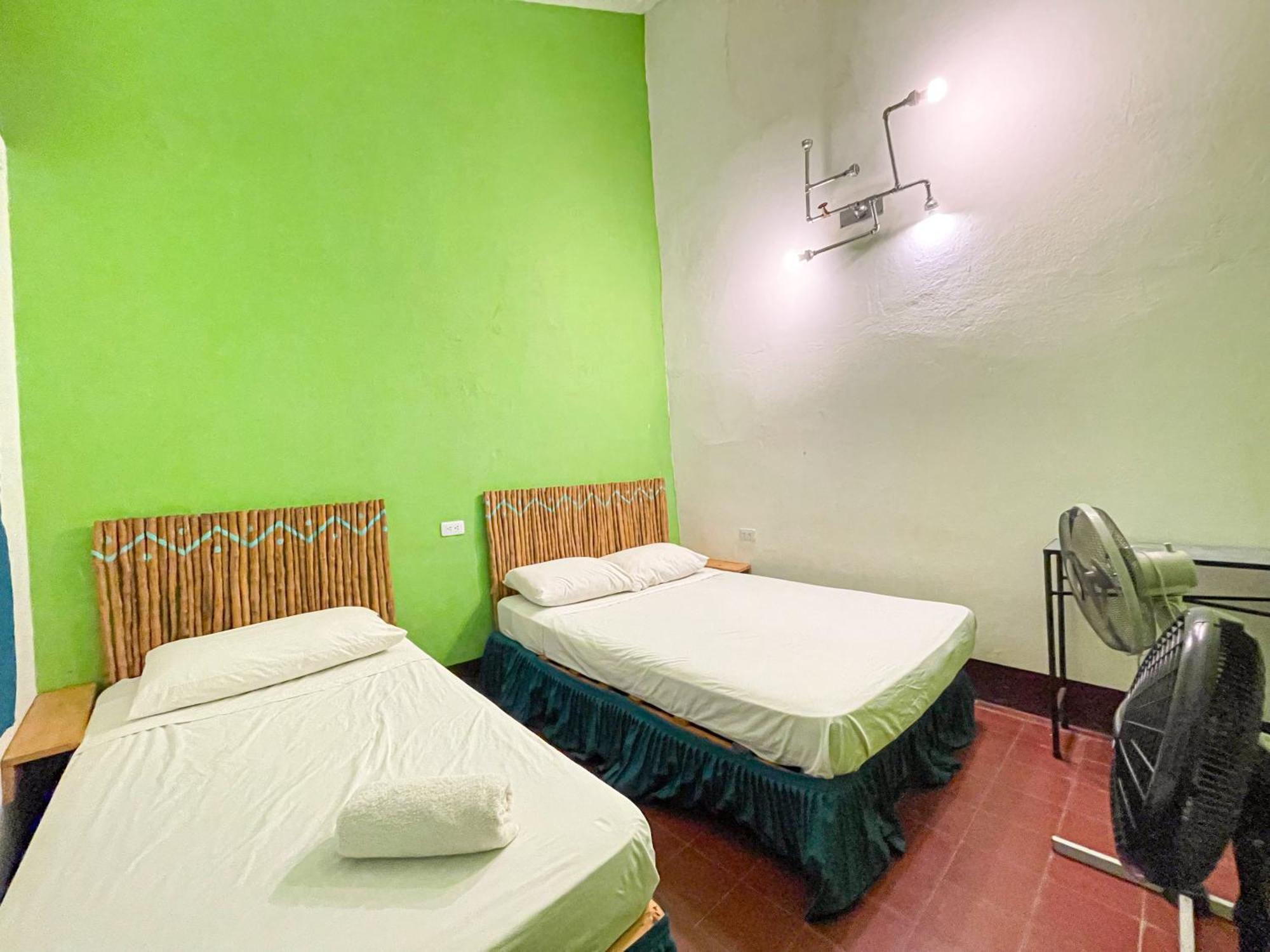 Oasis Hostel Granada Esterno foto